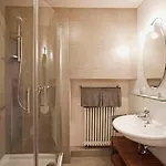 Weinreich, Gaestezimmer & Weinstube Locanda Freinsheim