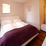 Weinreich, Gaestezimmer & Weinstube * Freinsheim
