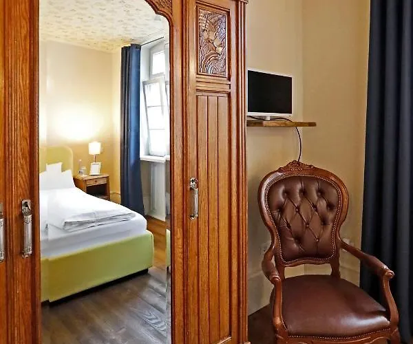 Estalagem Weinreich, Gaestezimmer & Weinstube *